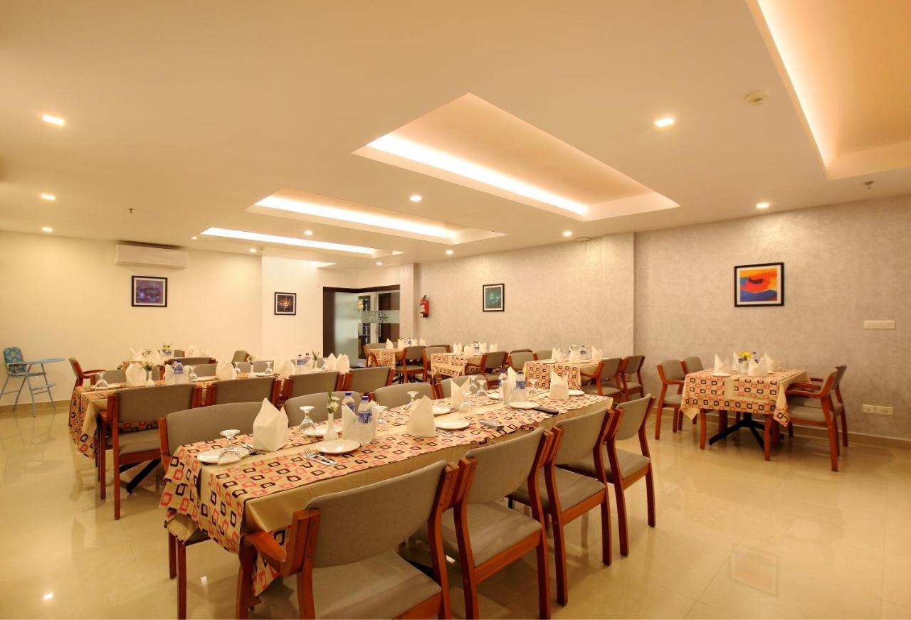 Hotel Park Residency Kuttiyadi Kuttyadi Bagian luar foto